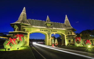 Portico de Gramado durante o Natal Luz